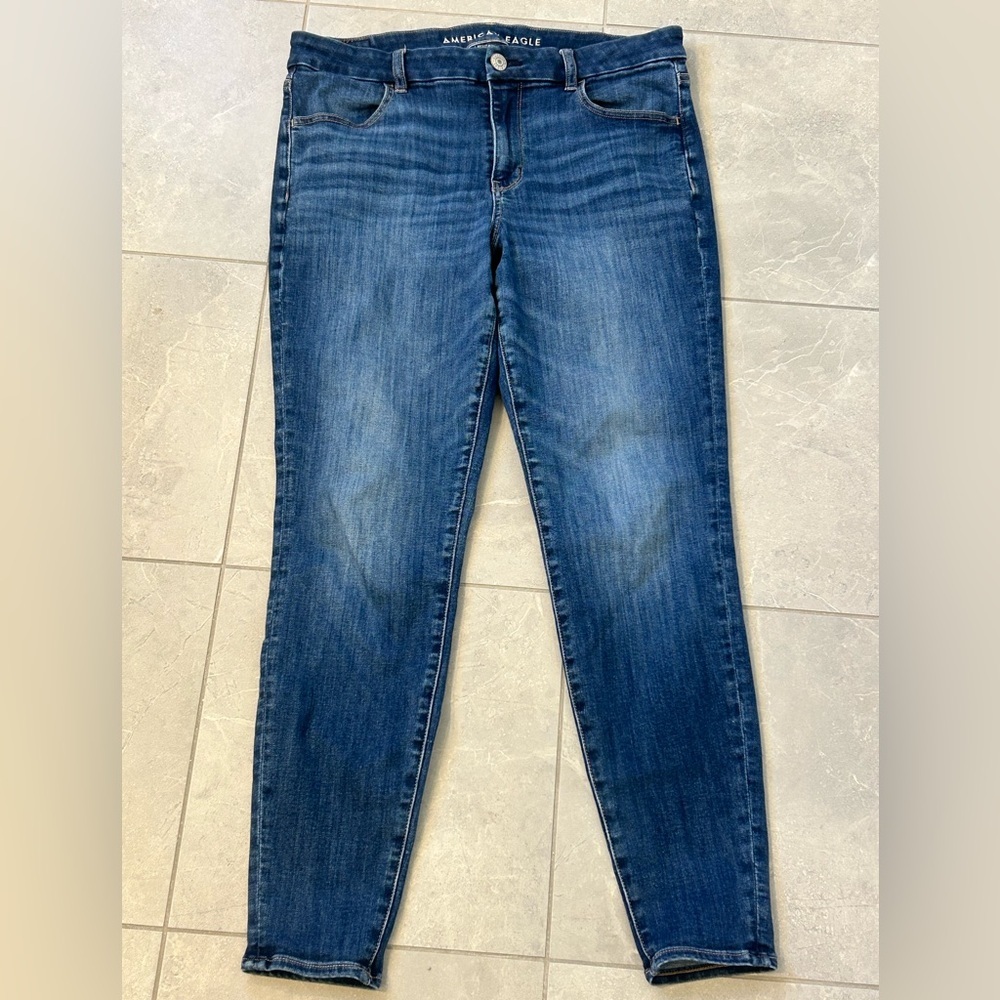 EUC American Eagle Curvy Jegging Jeans Women’s Size 12 Long Next Level Stretch